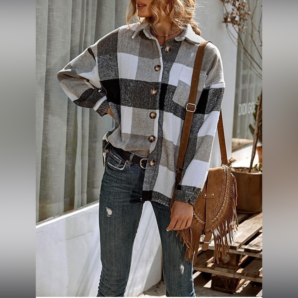 Women’s Plaid Shirt Jacket